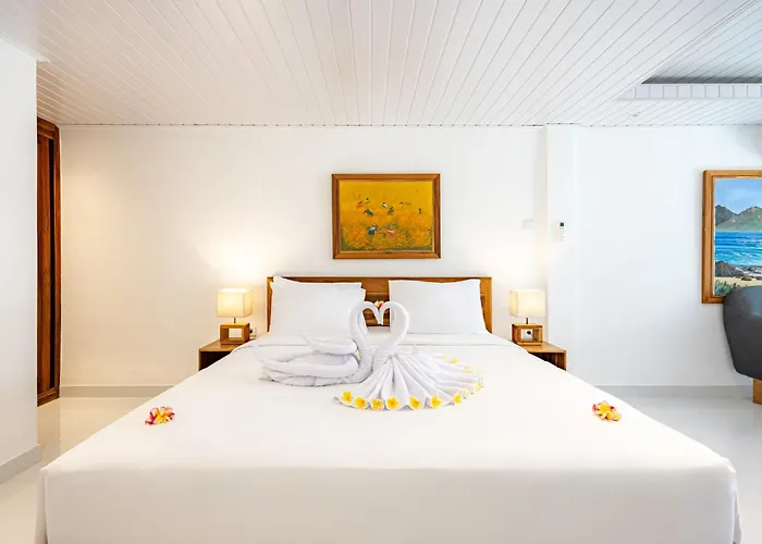 Guest house Dhong Livin Uluwatu 4*
