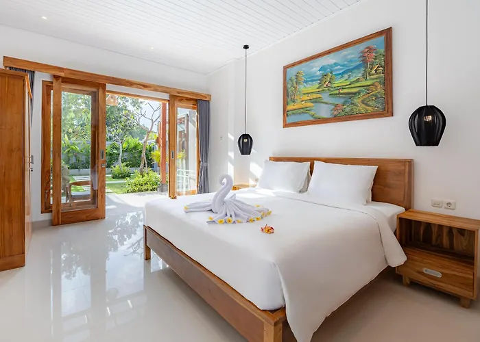 Dhong Livin Uluwatu 4*